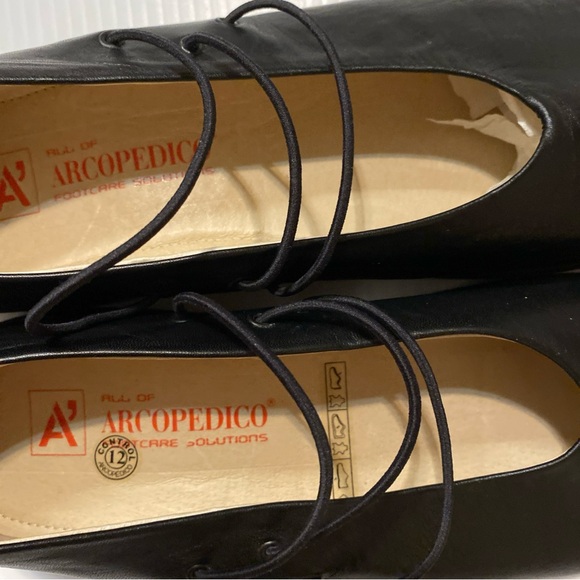 Arcopedico Portugal Women's Black Flats Never Worn - size 39EU or 9US - Picture 10 of 10